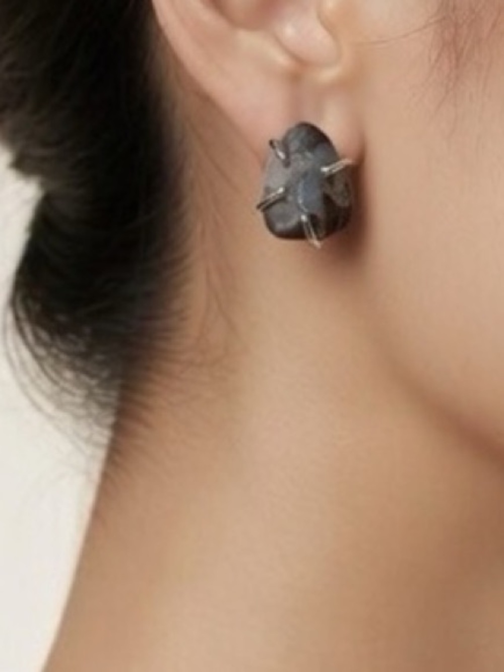 Handmade Raw Black Gray Agate Stud Earrings 925 Sterling Silver Long Prong